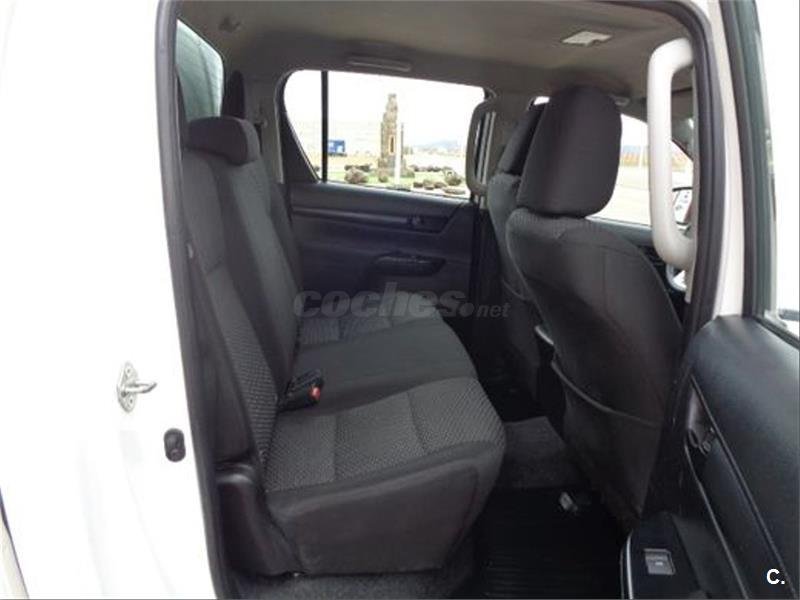 TOYOTA Hilux 2.4 D4D Cabina Doble GX 4p.