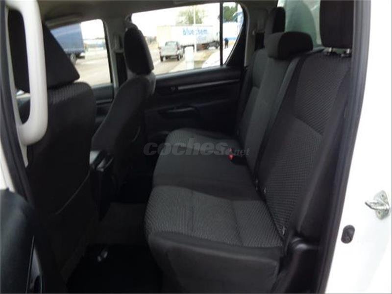 TOYOTA Hilux 2.4 D4D Cabina Doble GX 4p.