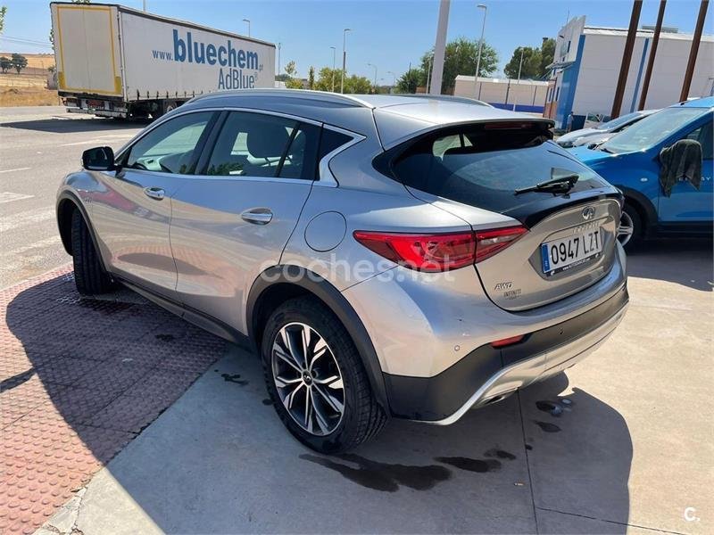INFINITI QX30 2.2D PREMIUM 7DCT AWD