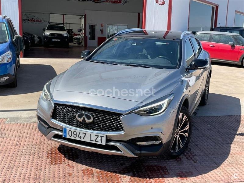 INFINITI QX30 2.2D PREMIUM 7DCT AWD
