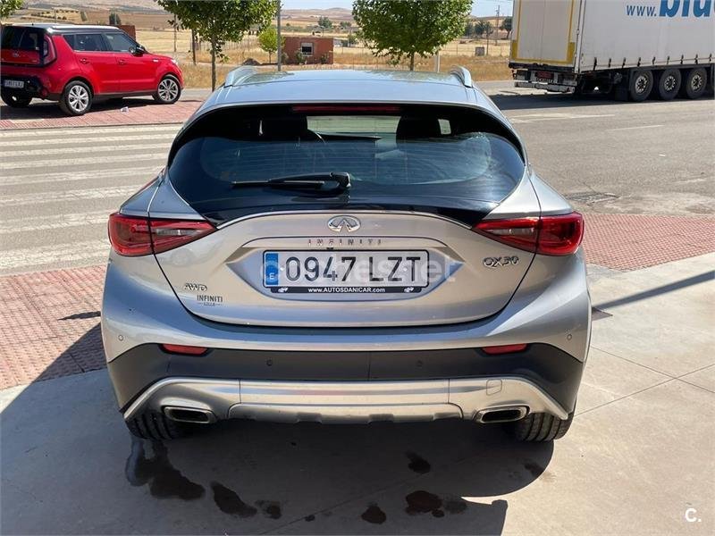 INFINITI QX30 2.2D PREMIUM 7DCT AWD