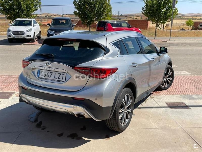 INFINITI QX30 2.2D PREMIUM 7DCT AWD