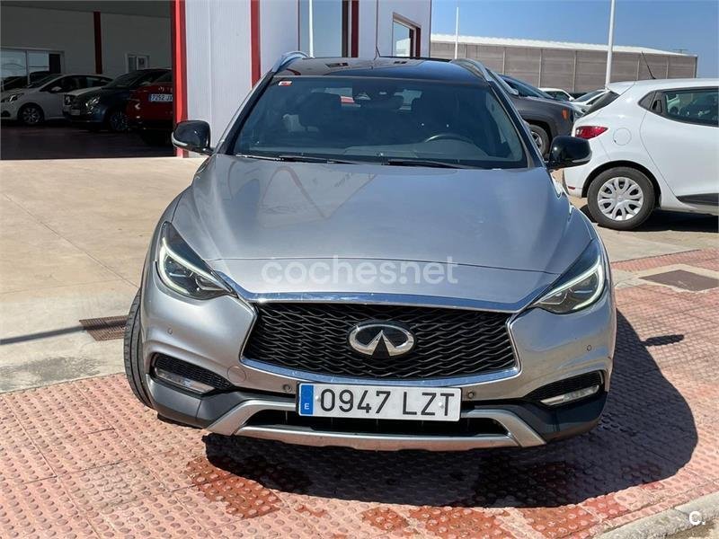 INFINITI QX30 2.2D PREMIUM 7DCT AWD
