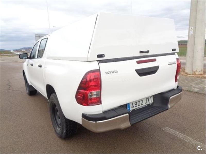 TOYOTA Hilux 2.4 D4D Cabina Doble GX 4p.