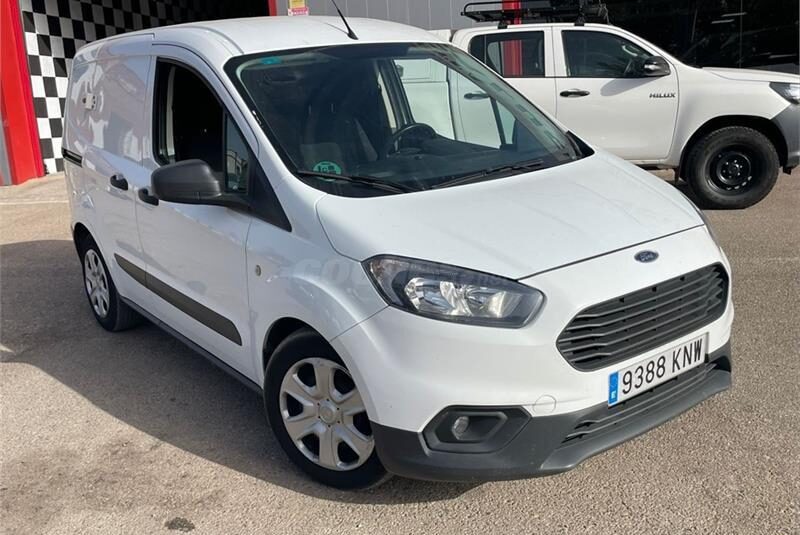 FORD Transit Courier Van 1.5 TDCi 56kW Ambiente