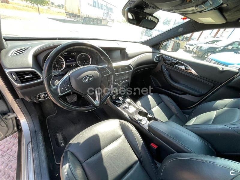 INFINITI QX30 2.2D PREMIUM 7DCT AWD