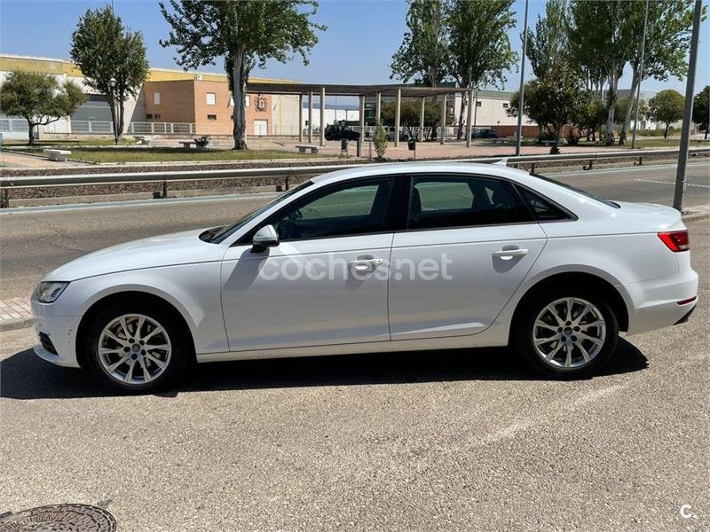 AUDI A4 2.0 TDI Advanced edition