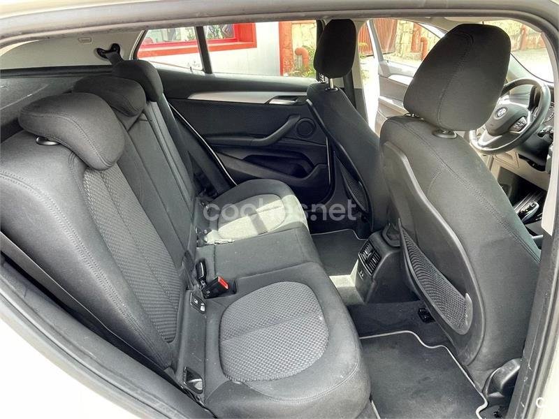 BMW X2 sDrive16d Business