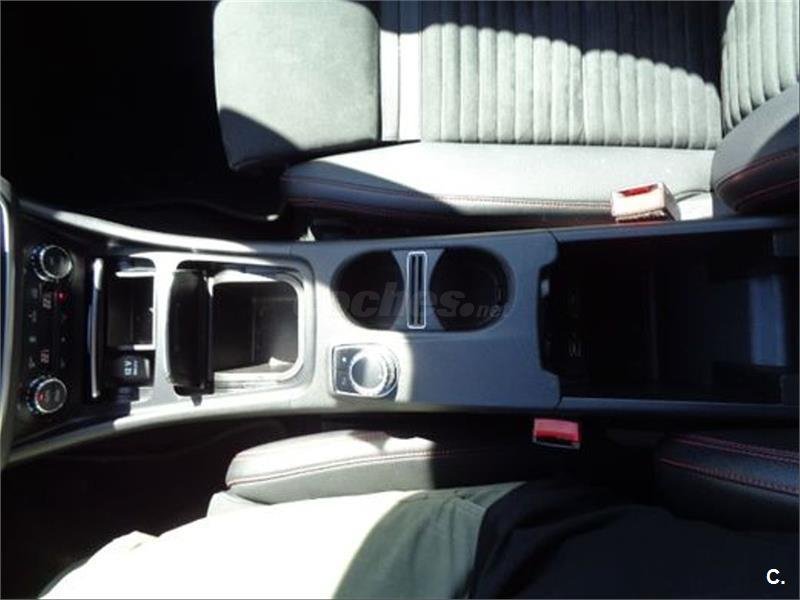 MERCEDES-BENZ Clase CLA 200 d 4p.